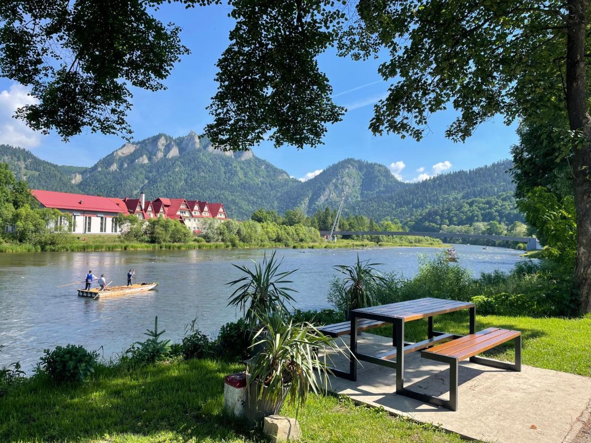 Penzion Pod Troma Korunami Červený Kláštor Exteriör bild