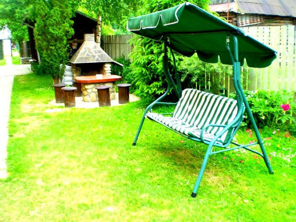 Penzion Pod Troma Korunami Červený Kláštor Exteriör bild